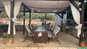 Strandhaus Danica Bain mit Pool und Frühstück